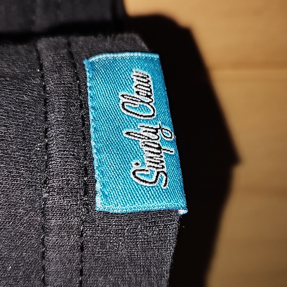 Simply Clean | One Love Car Enthusiast Graphic Tee | XL - Picture 4 of 6